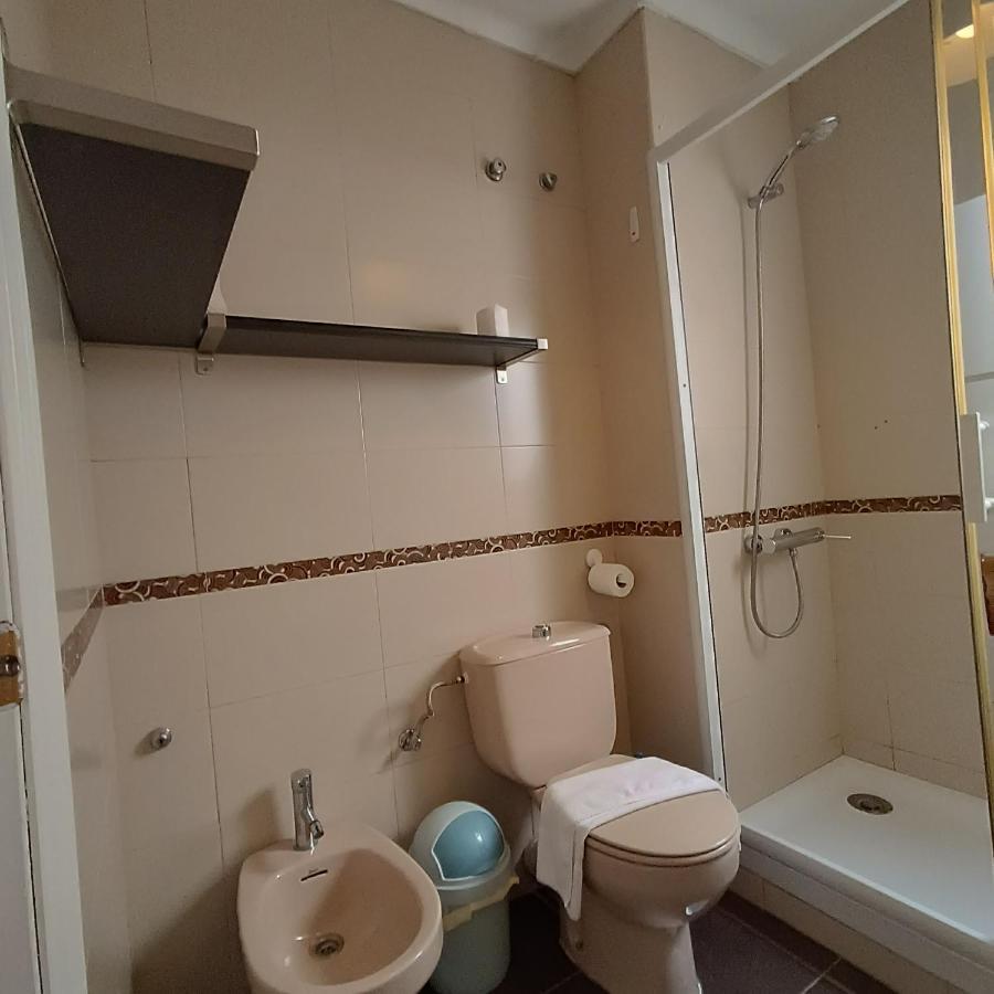 Bolivia Beach Apartments Малага Екстер'єр фото