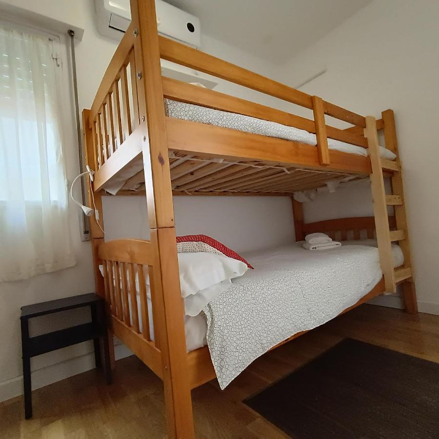 Bolivia Beach Apartments Малага Екстер'єр фото