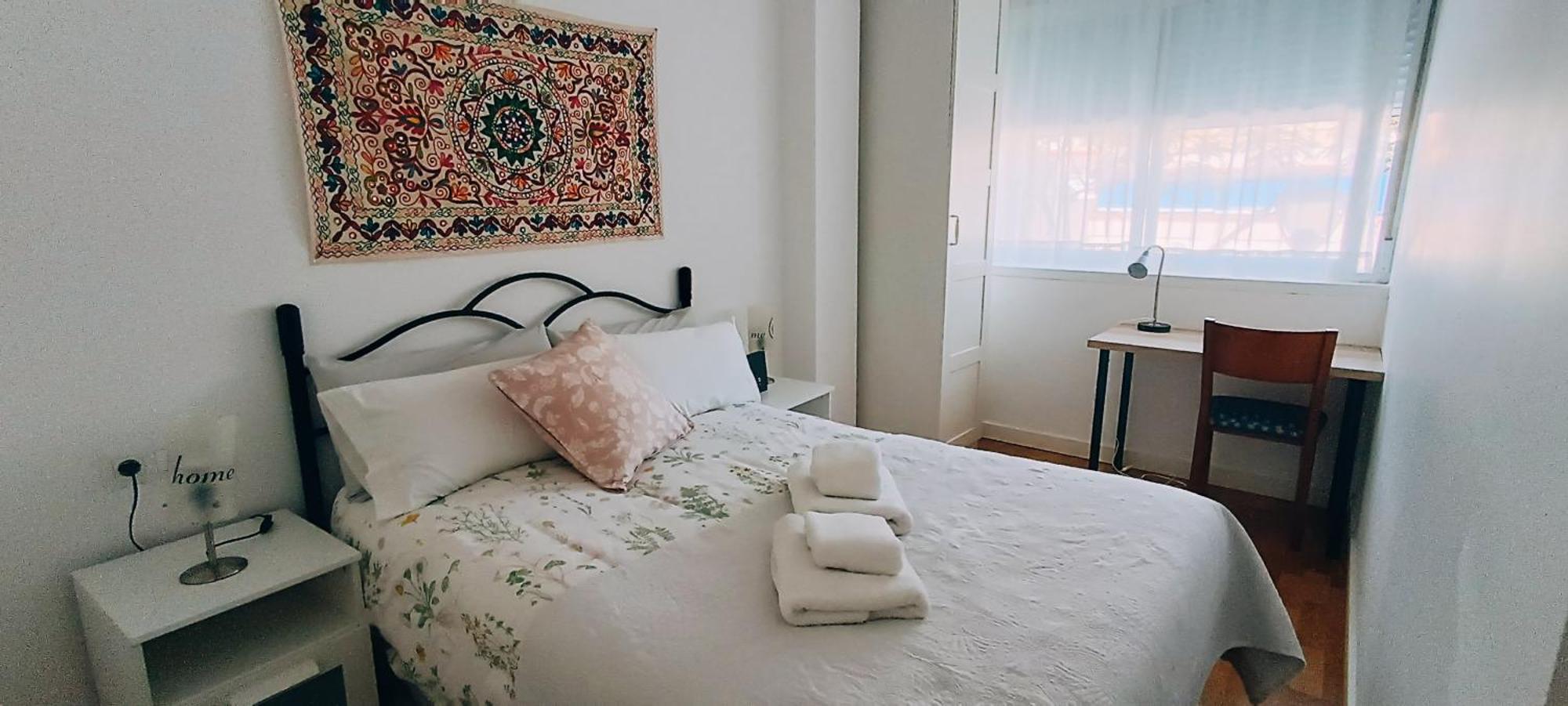 Bolivia Beach Apartments Малага Екстер'єр фото