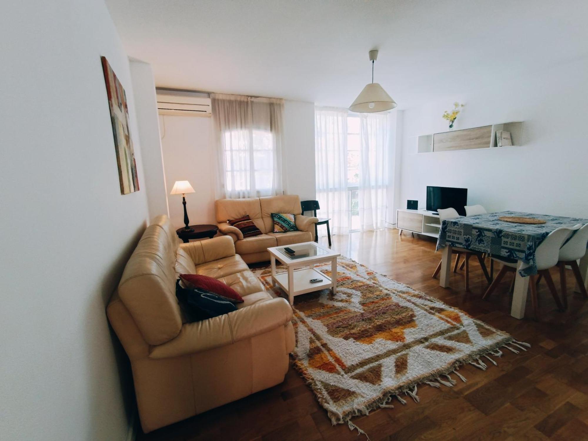 Bolivia Beach Apartments Малага Екстер'єр фото