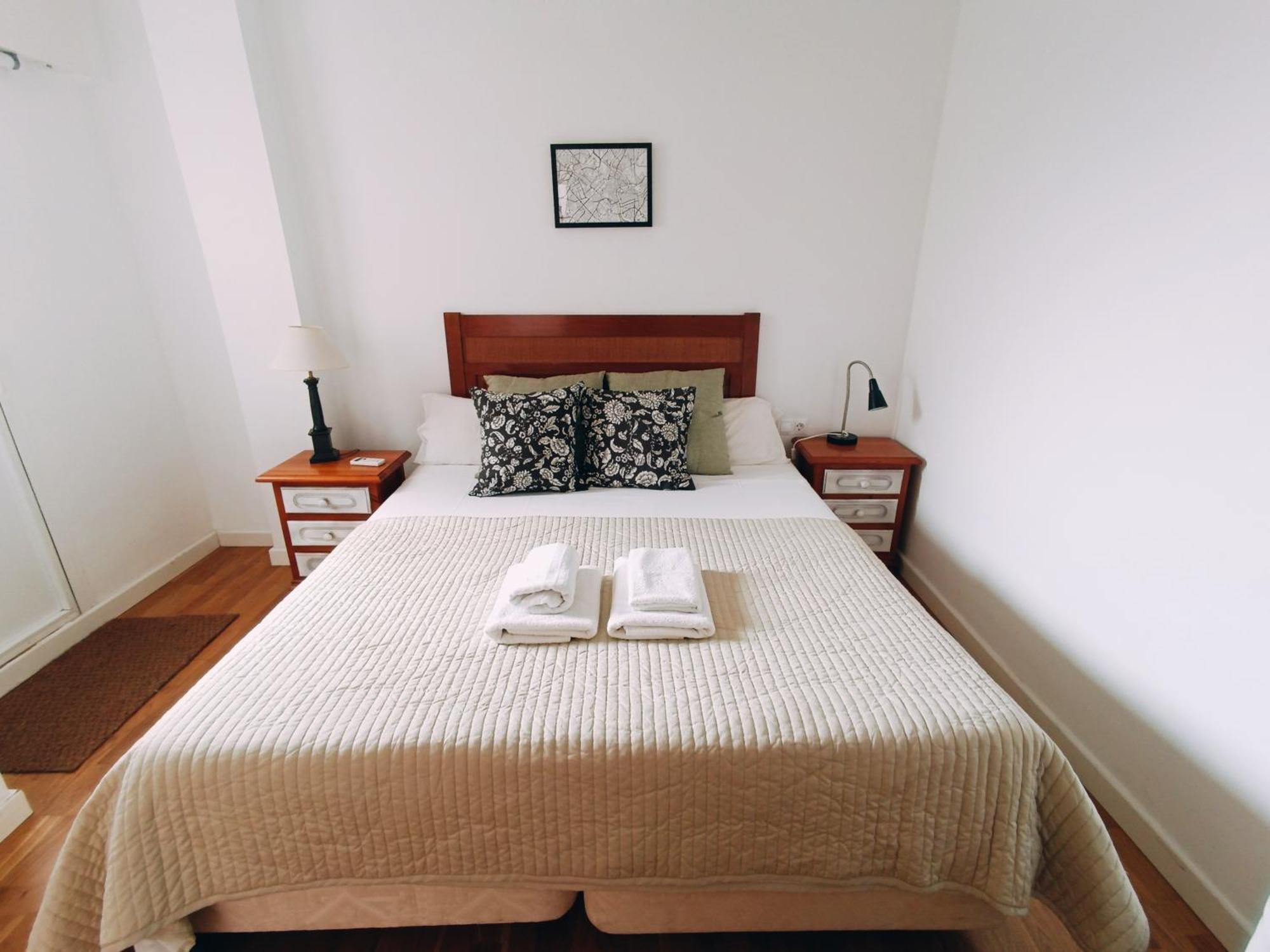 Bolivia Beach Apartments Малага Екстер'єр фото