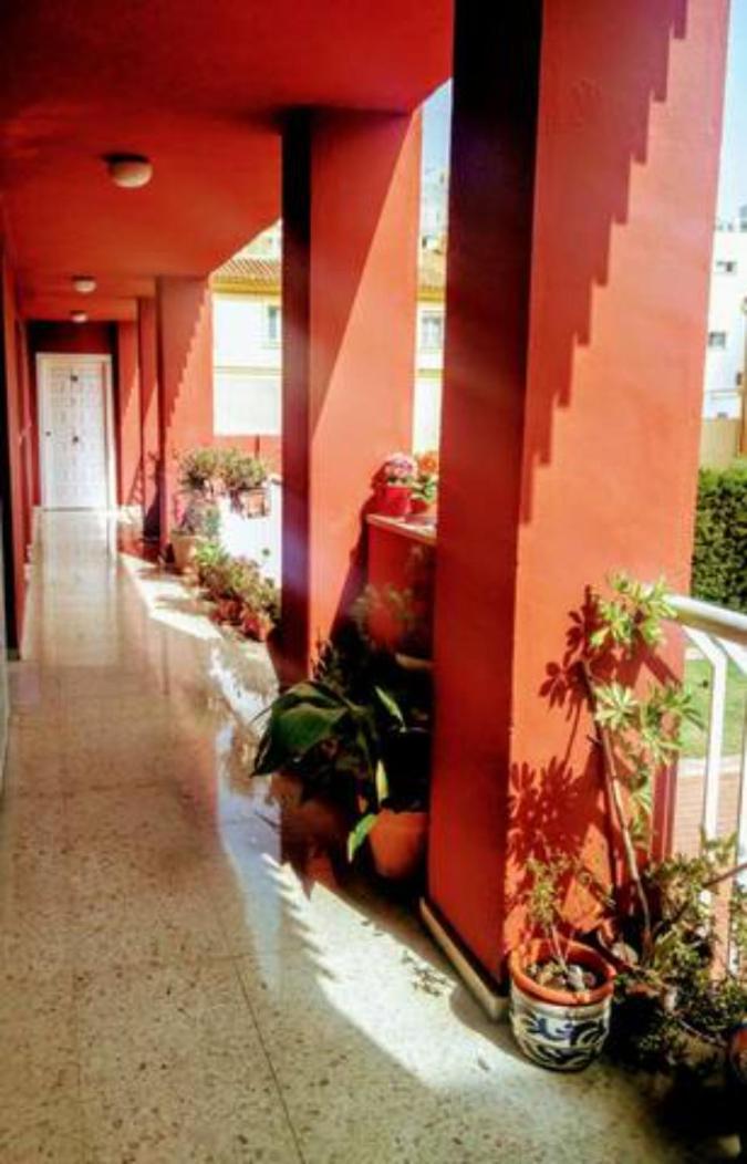 Bolivia Beach Apartments Малага Екстер'єр фото